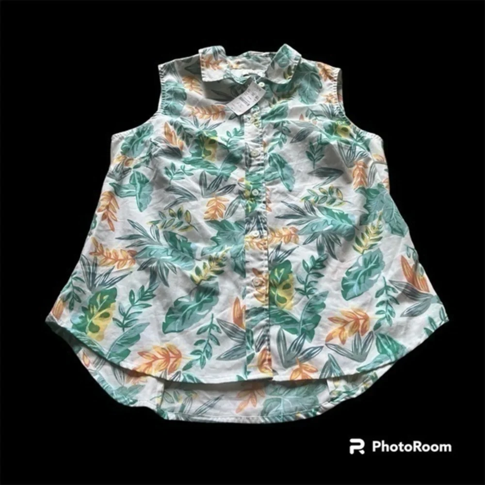 NWT J.Crew Tropical Palm Leaf Sleeveless Button-Up Blouse Small